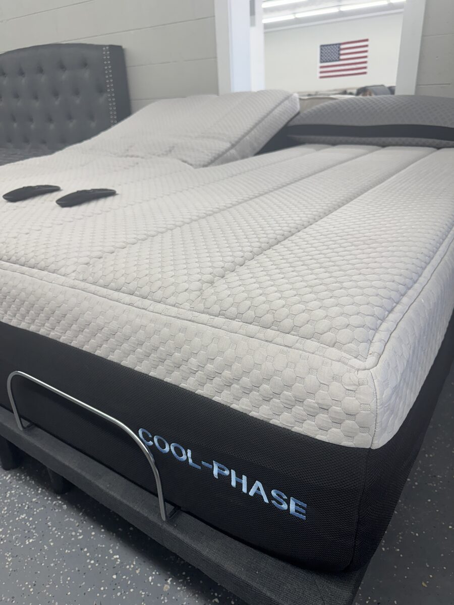 Cool-Phase adjustable base new arrival at BoxDrop Grayson